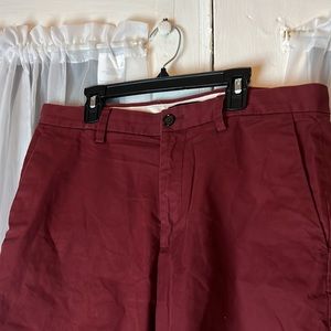 Banana Republic Emerson Short Men’s Size 31 Solid Burgundy